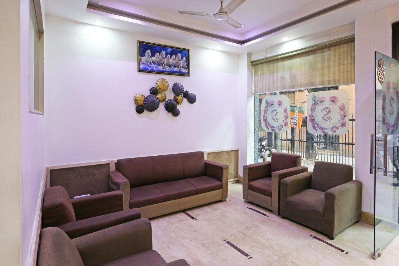 Hotel Sterling Inn, New Delhi Eksteriør bilde